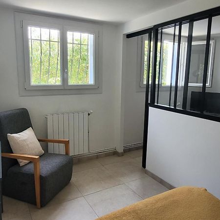 Location Appartement Dans Mas Provencal Monteux Esterno foto