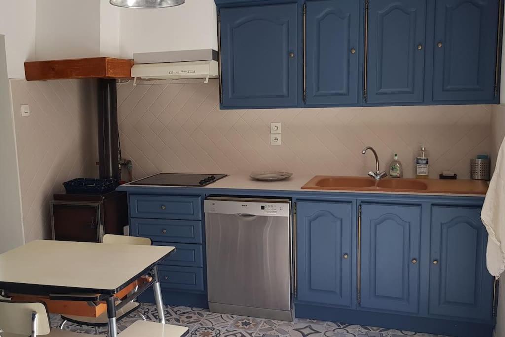 Location Appartement Dans Mas Provencal Monteux Esterno foto