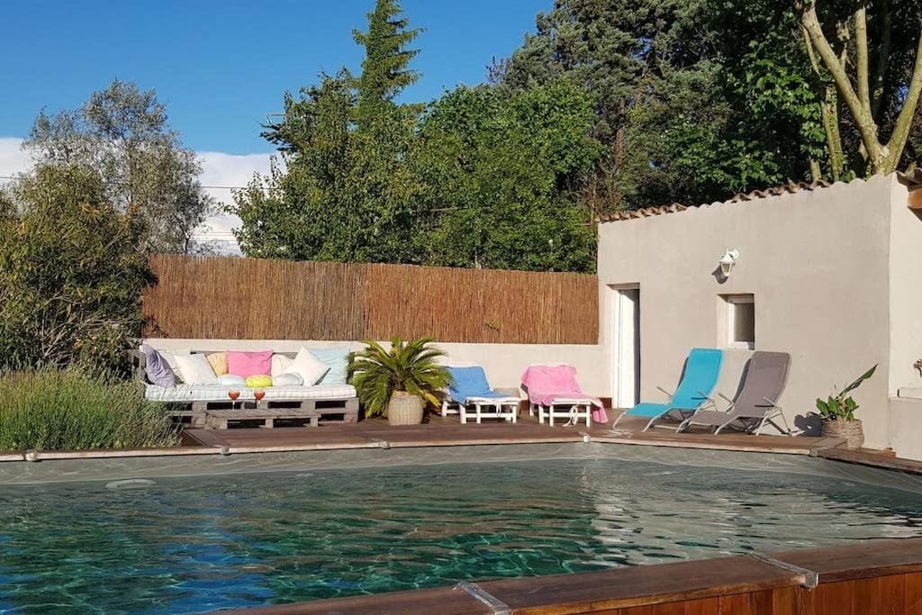 Location Appartement Dans Mas Provencal Monteux Esterno foto