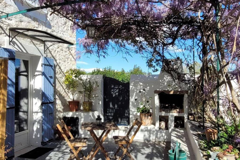 Location Appartement Dans Mas Provencal Monteux Esterno foto